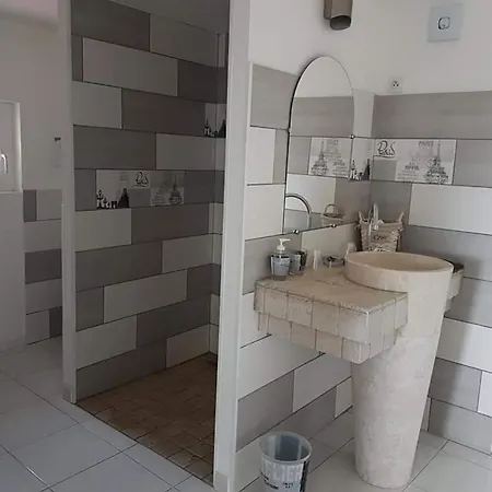Zen Et Nature Apartment Beaucaire (Gard)